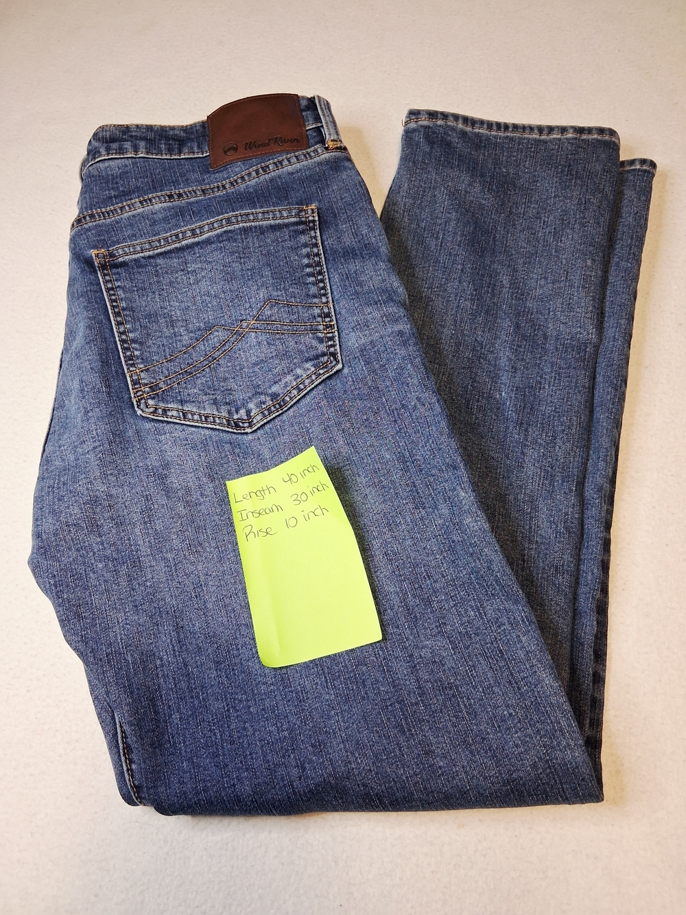 Windriver Slim Fit Men's Jeans in Medium Blue Denim
